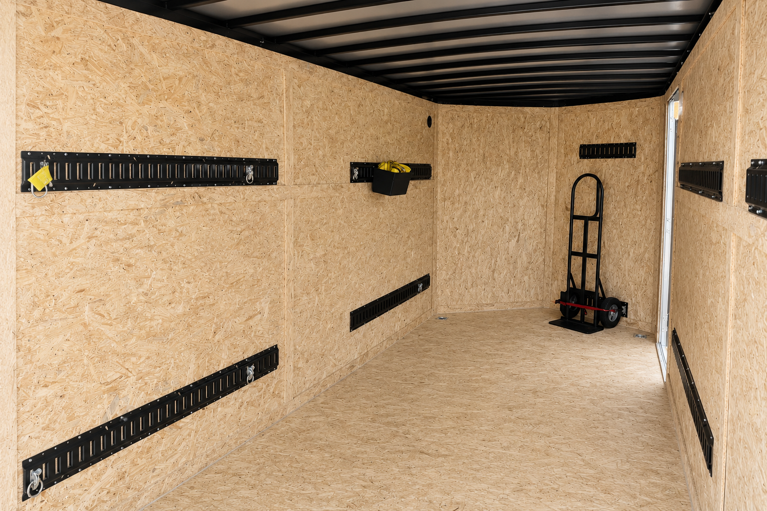 Enclosed trailer detail